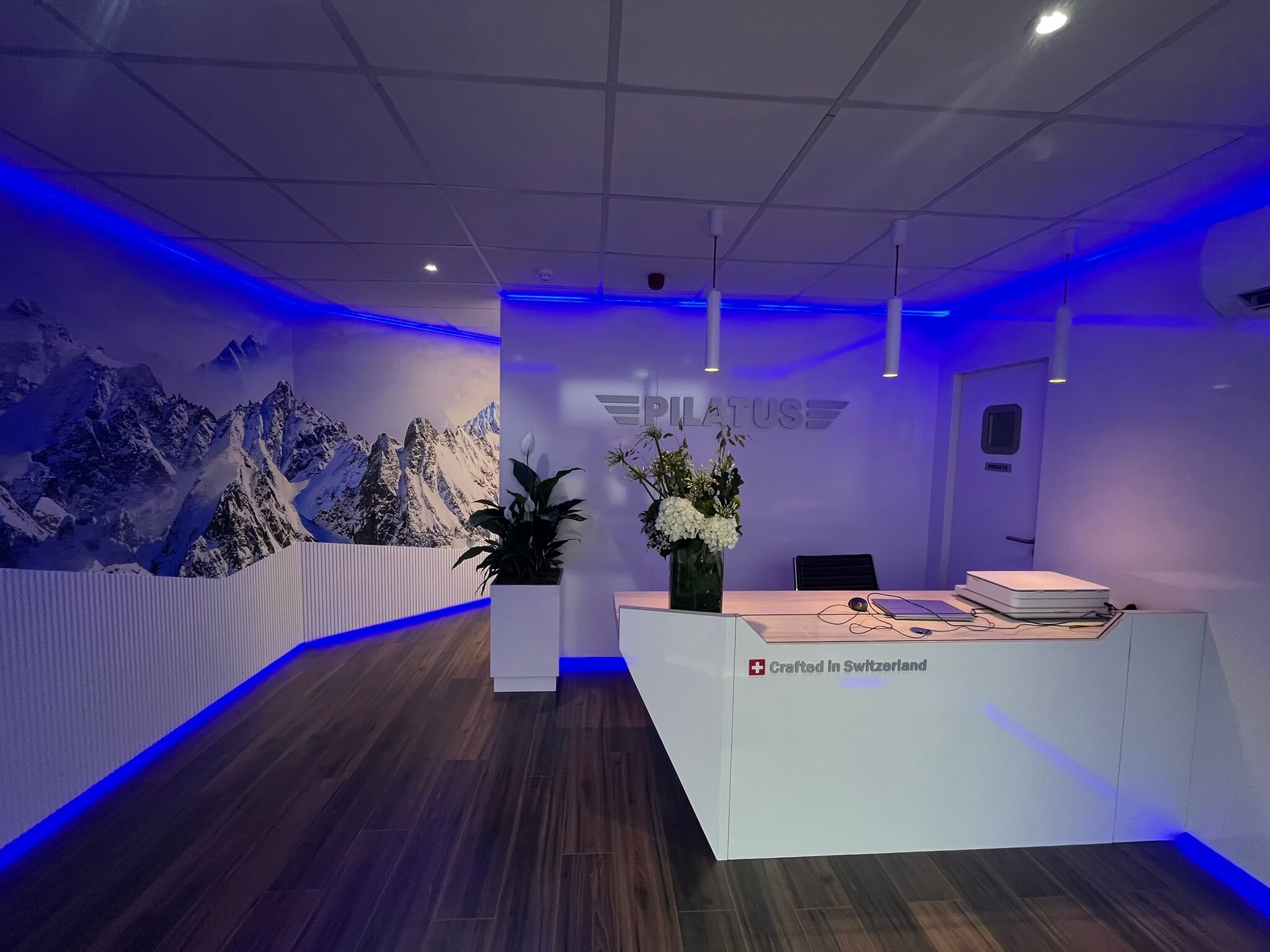 Pilatus chalet reception desk at night