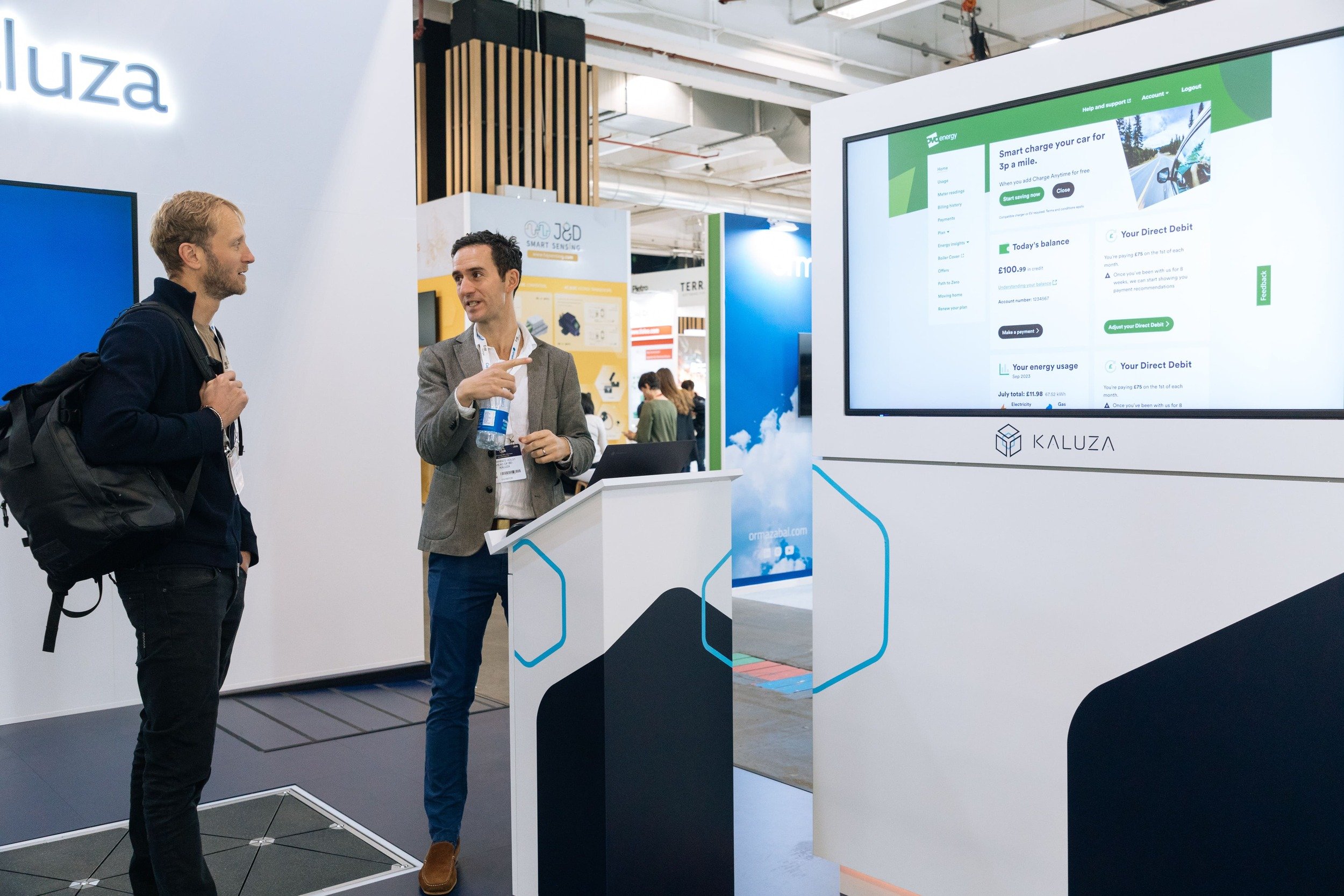 Kaluza Stand